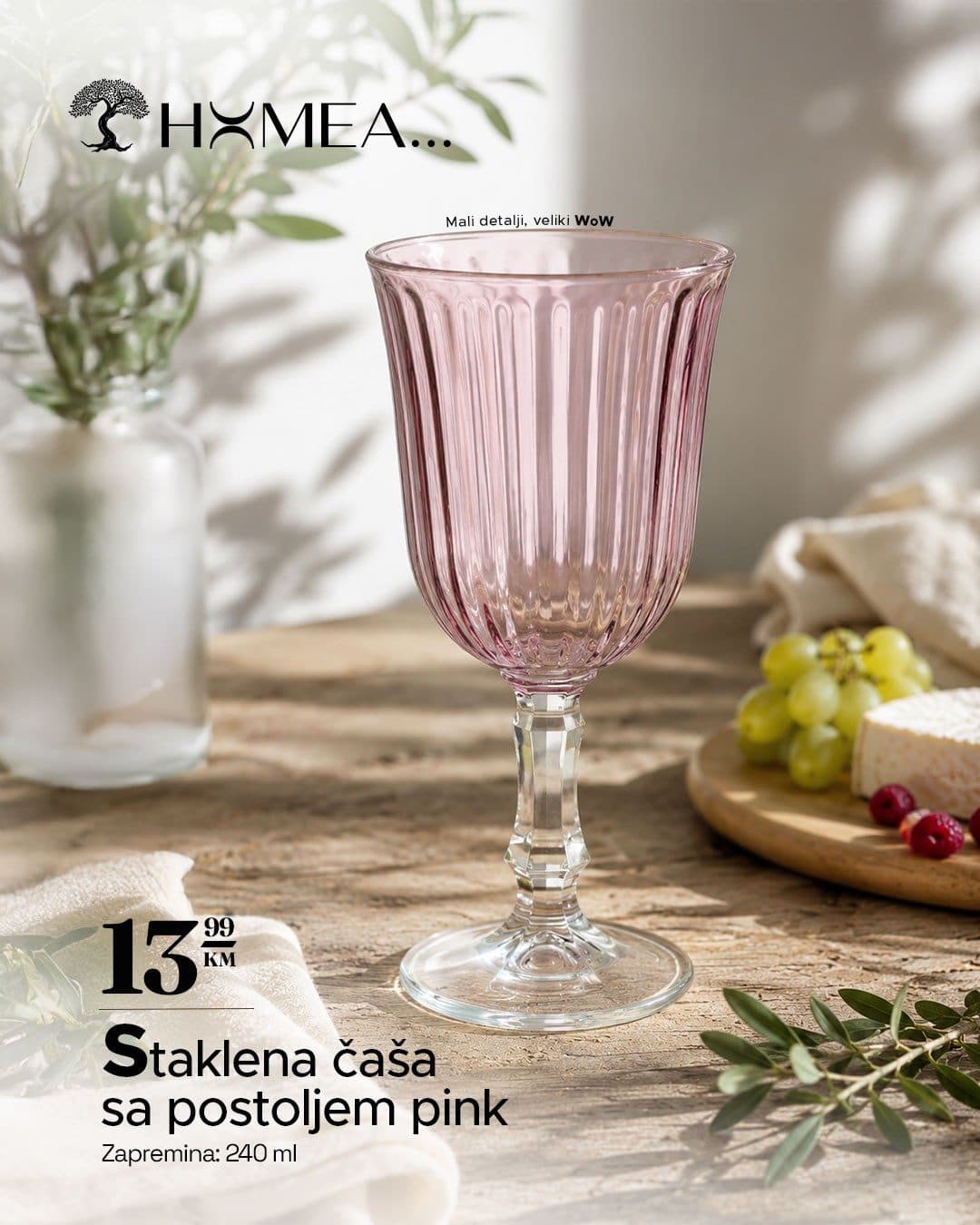 Staklena čaša sa postoljem pink
